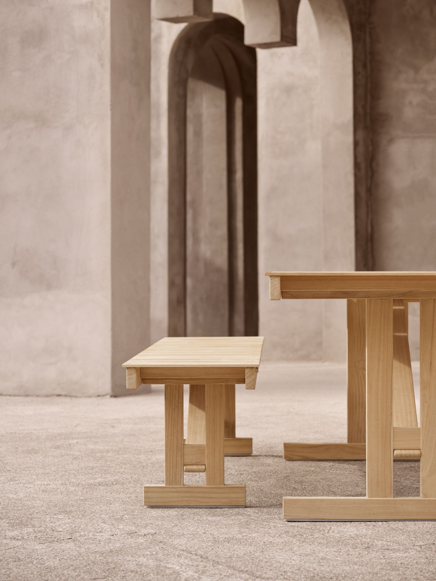 Mogensen Bank Outdoor von Carl Hansen & Søn aus Teakholz für den Garten.