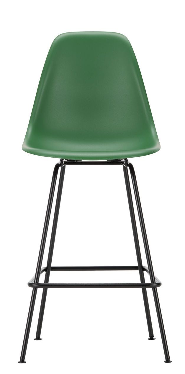 Eames Plastic Bar Stool von Vitra, grüner Design-Barhocker mit schwarzem Metallgestell.