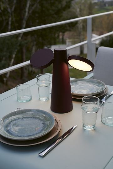 Oto-tafellamp van Fermob