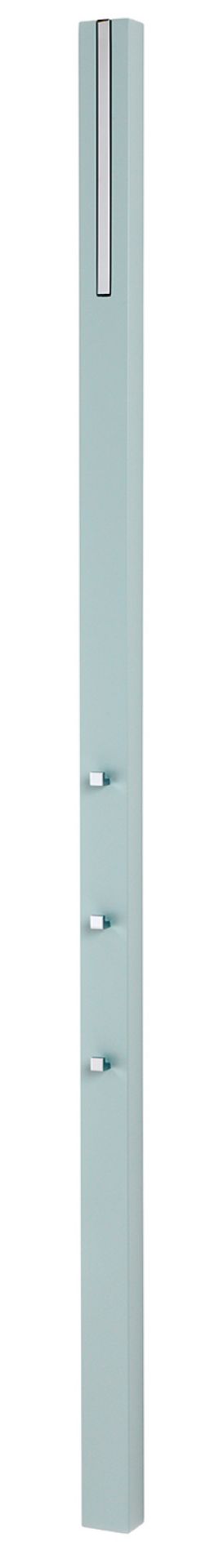 Helle Schönbuch Line Garderobe mit drei Haken und einer Kleiderstange aus Metall.