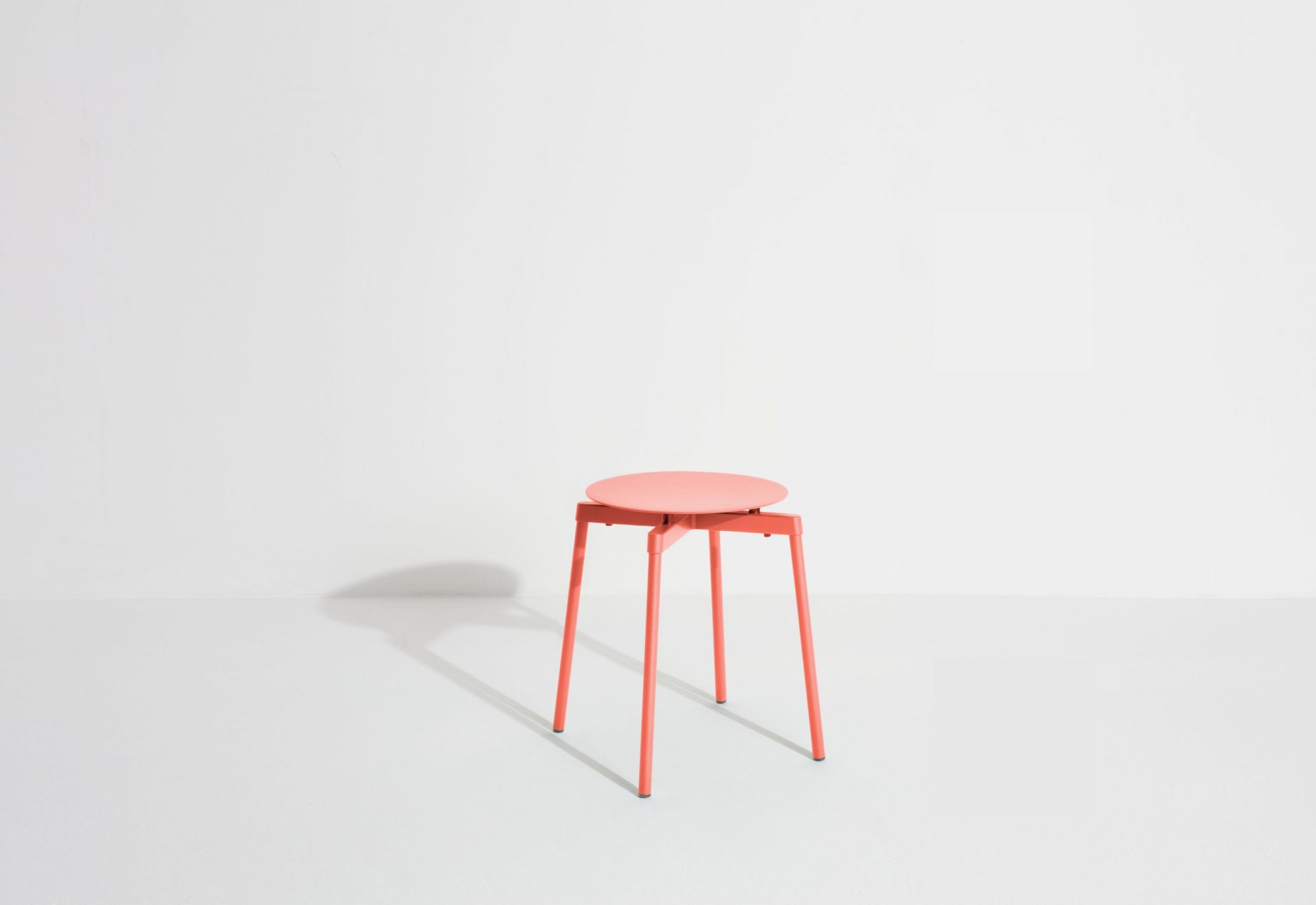 Fromme Stool kruk Petite Friture Coral