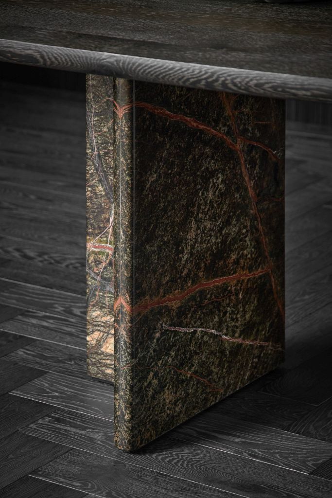 BC17 T-Rox ovale eettafel Janua 