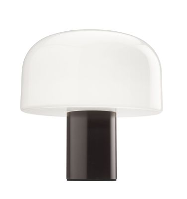Bellhop Tischleuchte von Flos mit weißem Glasschirm und dunkelbraunem Fuß. Design Lampe.
