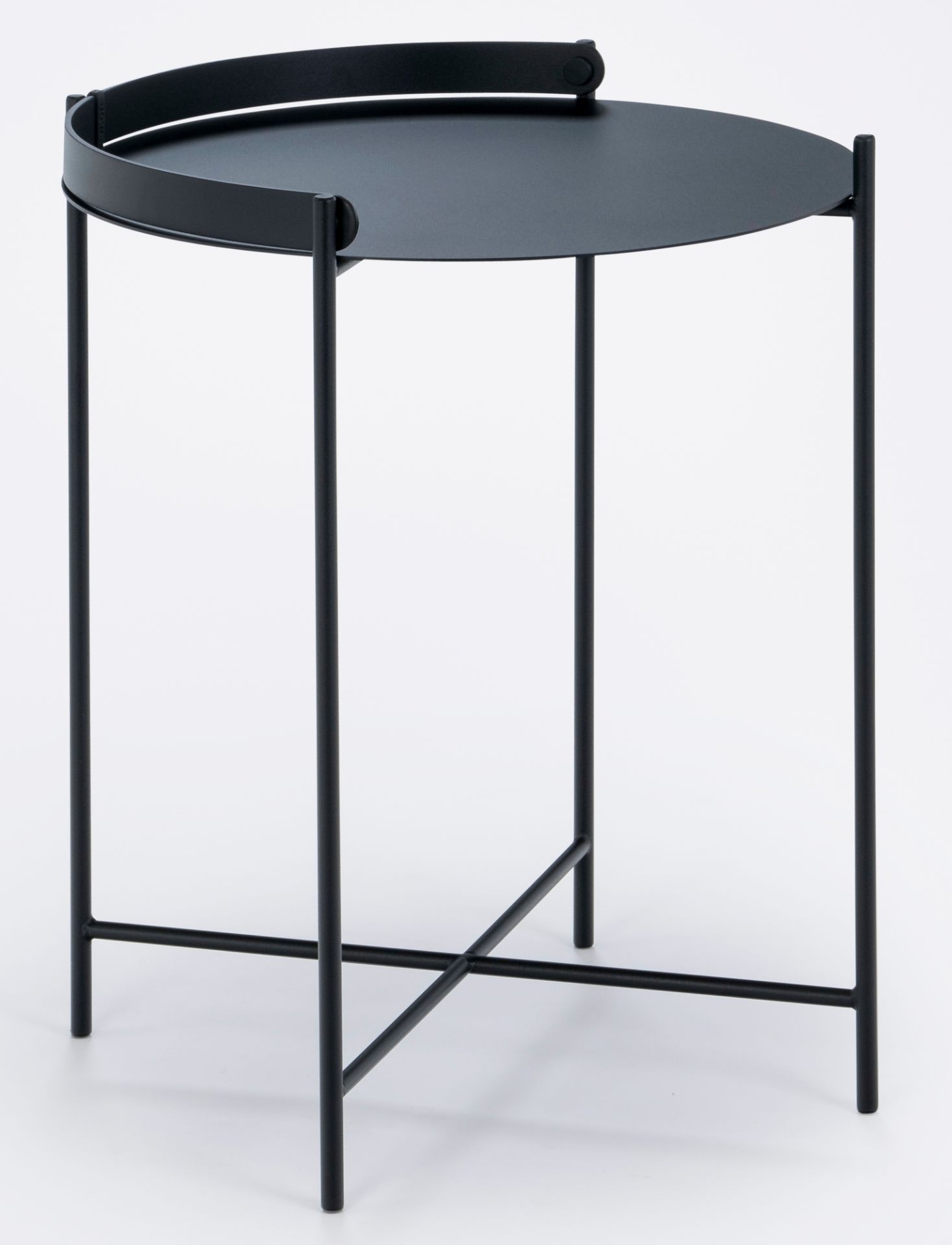 Schwarzer Edge Tray Table Beistelltisch von Houe für den Outdoor-Bereich, runde Tischplatte und Metallgestell.