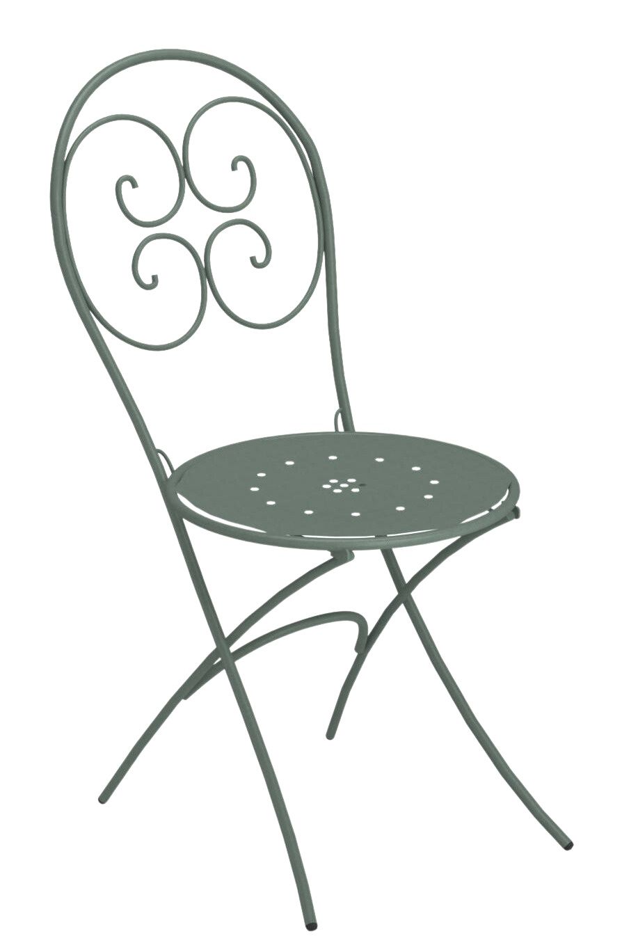 Pigalle Klappstuhl von Emu für den Garten: Metallstuhl in Grün mit filigranem Design.