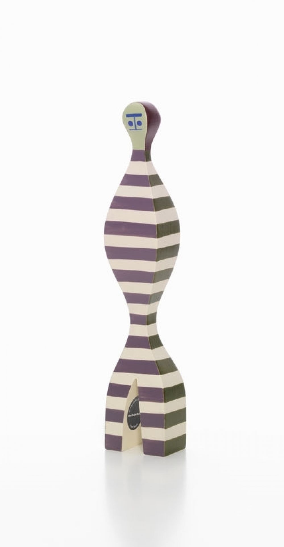 Wooden Dolls Holzfigur No 16 von Vitra, gestreifte Dekofigur aus Holz, modernes Designobjekt für Wohnaccessoires.
