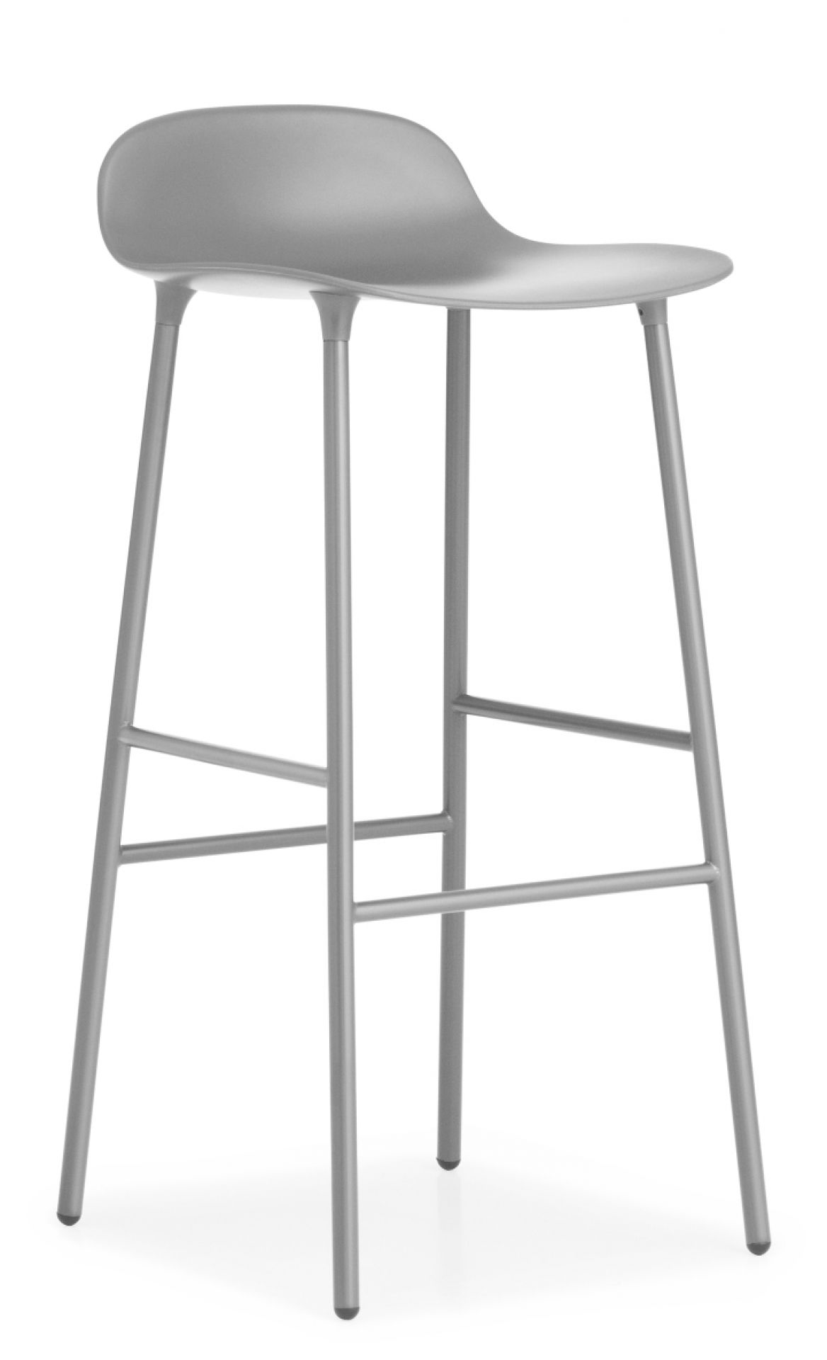 Grauer Form Barhocker von Normann Copenhagen mit Stahlgestell, Sitzschale und Fußstütze für die Küche.