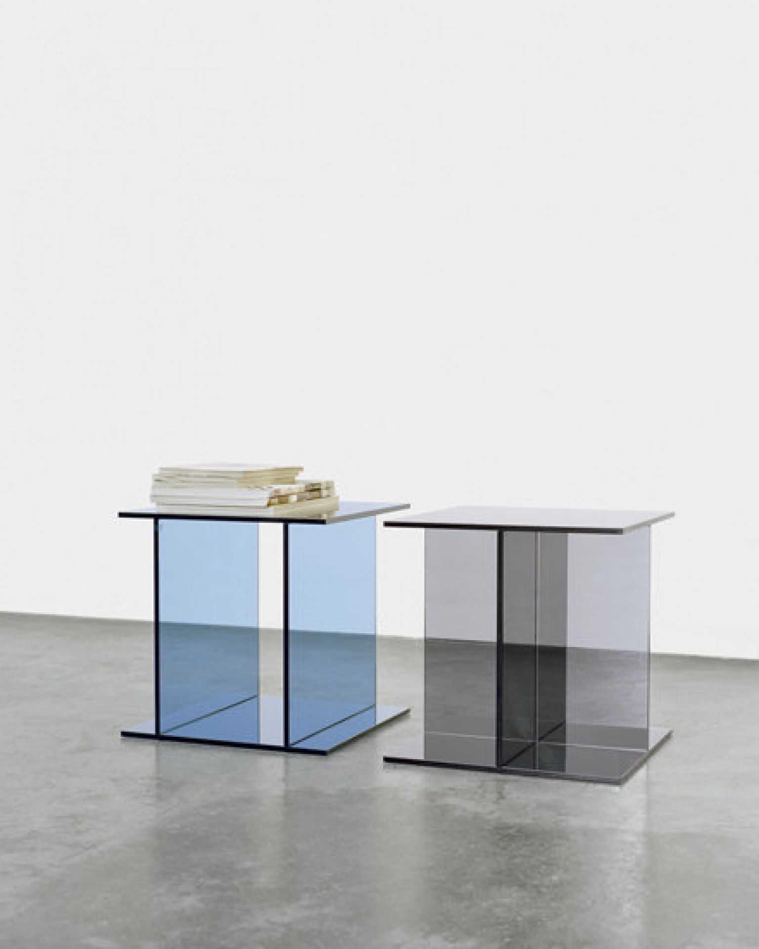 CT08 Bijzettafel van Philipp Mainzer e15