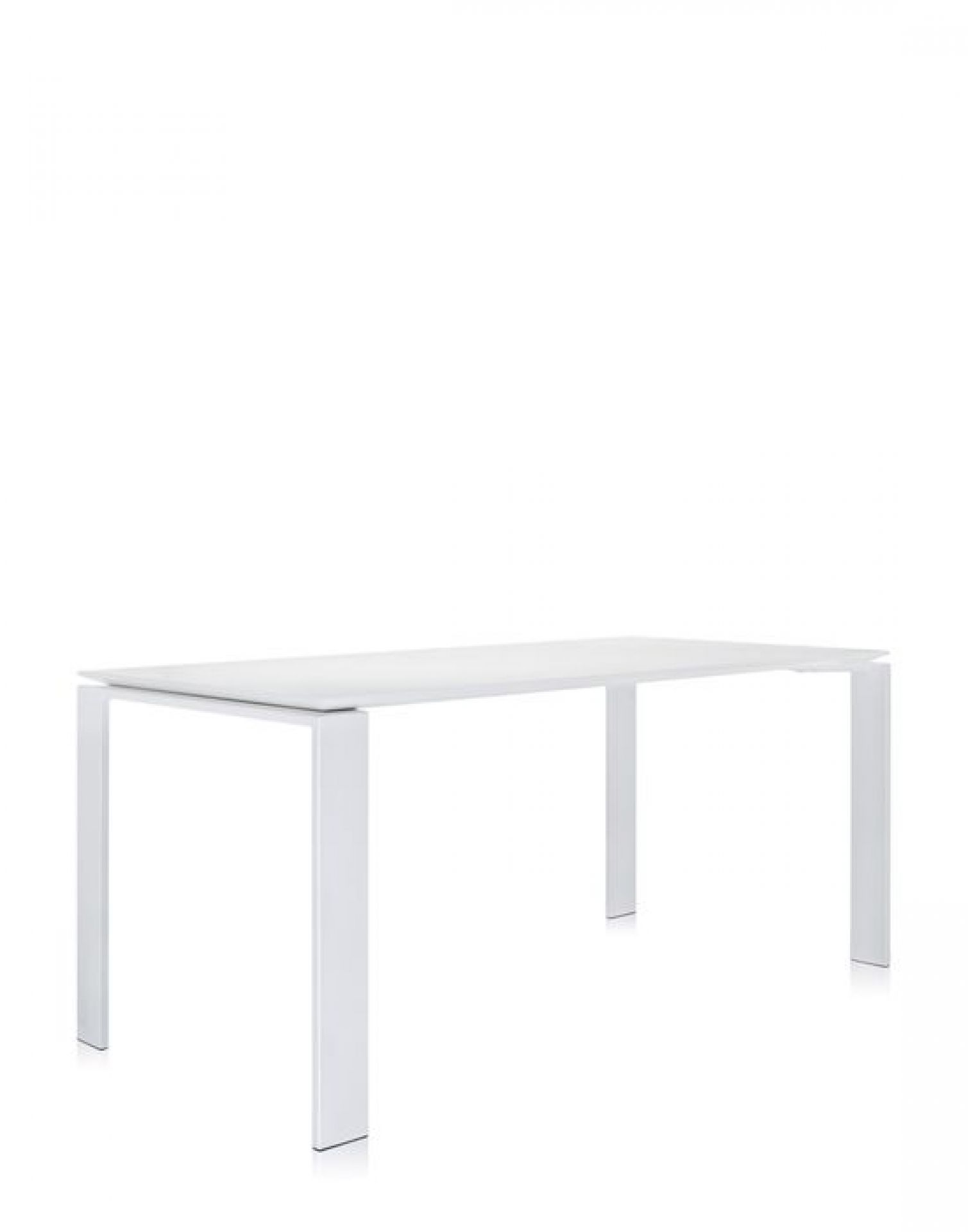 Moderner Esstisch in Weiß mit minimalistischem Design und geraden Linien, ideal für Esszimmer.