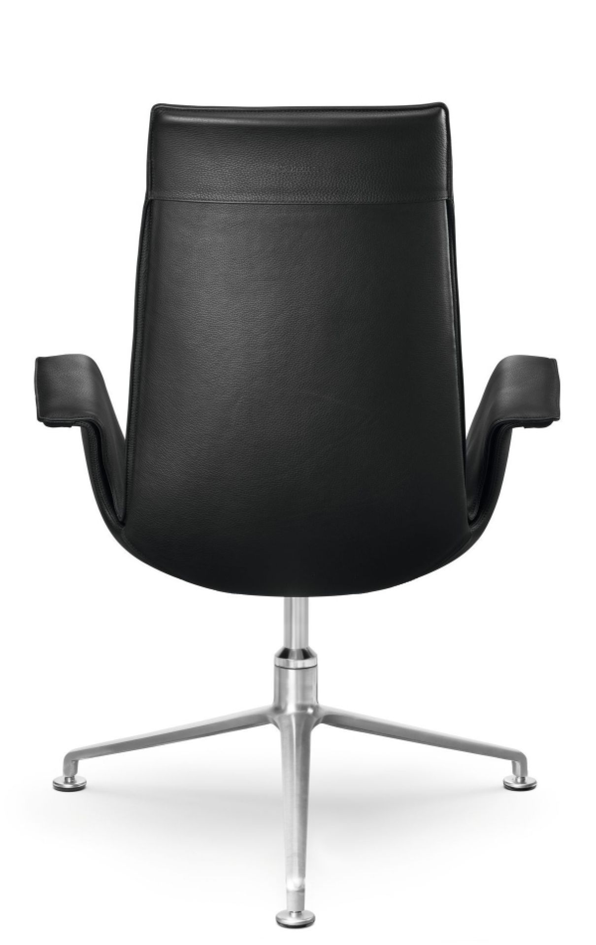 Rückansicht des schwarzen FK 6725 Sessels von Walter Knoll mit Drehfuß und Armlehnen.