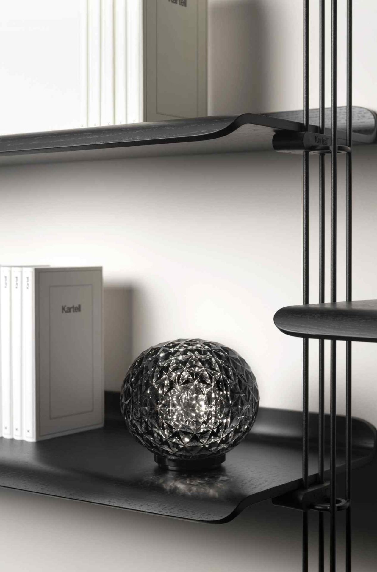 Mini Planet LED-tafellamp op accu van Kartell