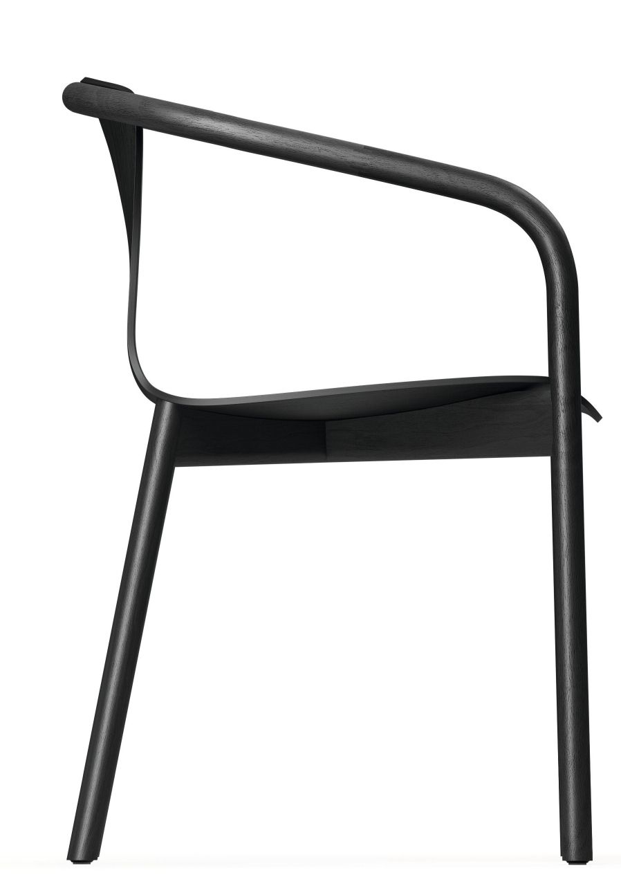 Osuu Chair von Walter Knoll, minimalistischer Holzstuhl in Schwarz, Seitenansicht für Esszimmer oder Büro.