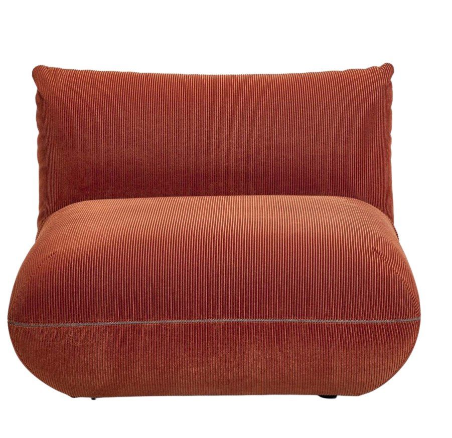 Nahaufnahme des Jalis 21 Modulsofas von Cor, ein Sessel ohne Armlehnen in Cordoptik.