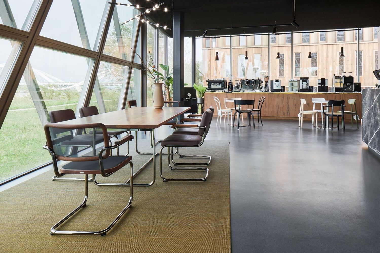 JS. Thonet by Jil Sander S 32 P / S32P Swingstoel Thonet