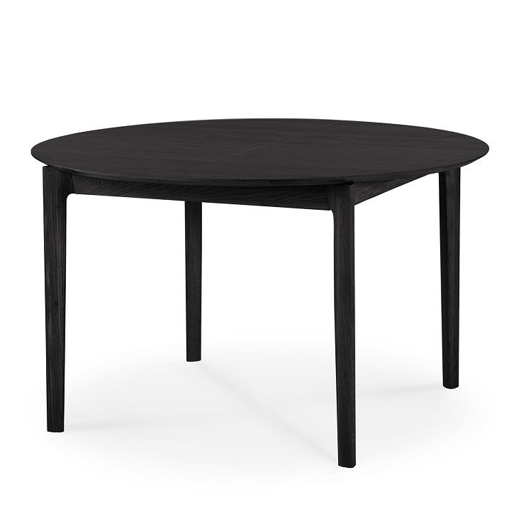 Bok Tisch: Runder Esstisch aus Eiche in Schwarz von Ethnicraft. Moderner Holztisch.