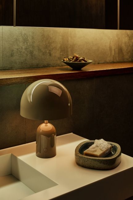 Bell draagbare LED-tafellamp / acculamp / tafellamp van Tom Dixon