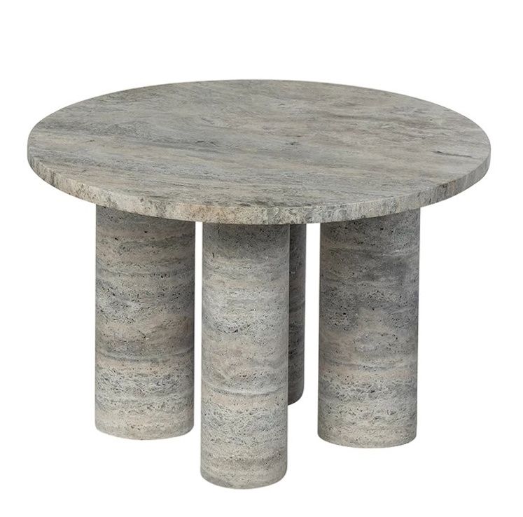 Blomus Volos Beistelltisch aus Travertin, runde Tischplatte mit drei zylindrischen Beinen, modernes Design für Wohnzimmer.
