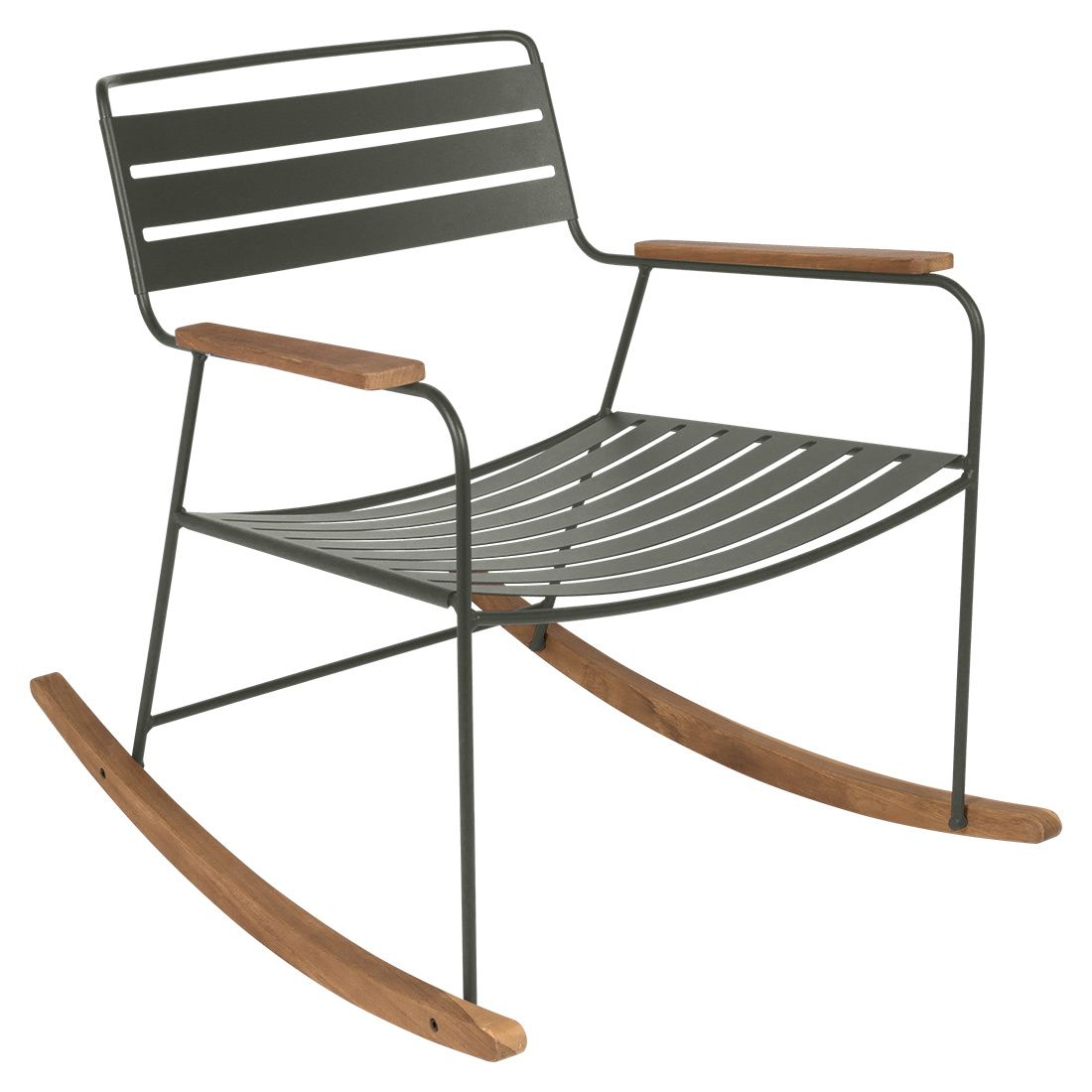 Surprising Schaukelstuhl von Fermob für den Außenbereich, modernes Design mit Armlehnen und Kufen aus Holz.