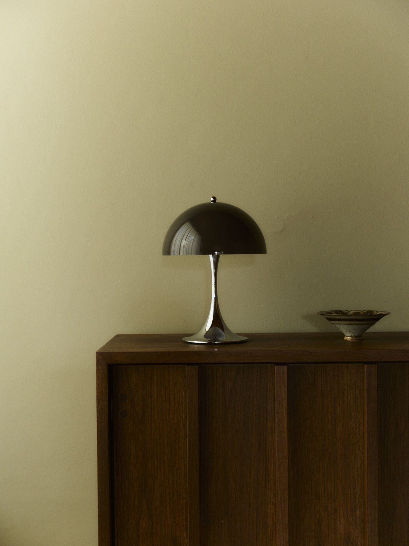 Panthella Originals 250 draagbare verlichting met oplaadbare batterij / tafellamp van Louis Poulsen