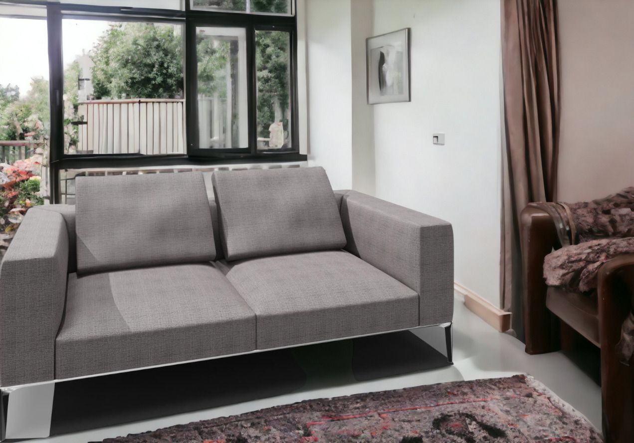 Jaan Living Sofa, 2,5 Sitzer in Ash Glint Stoff, modernes Design Sofa mit Kissen.