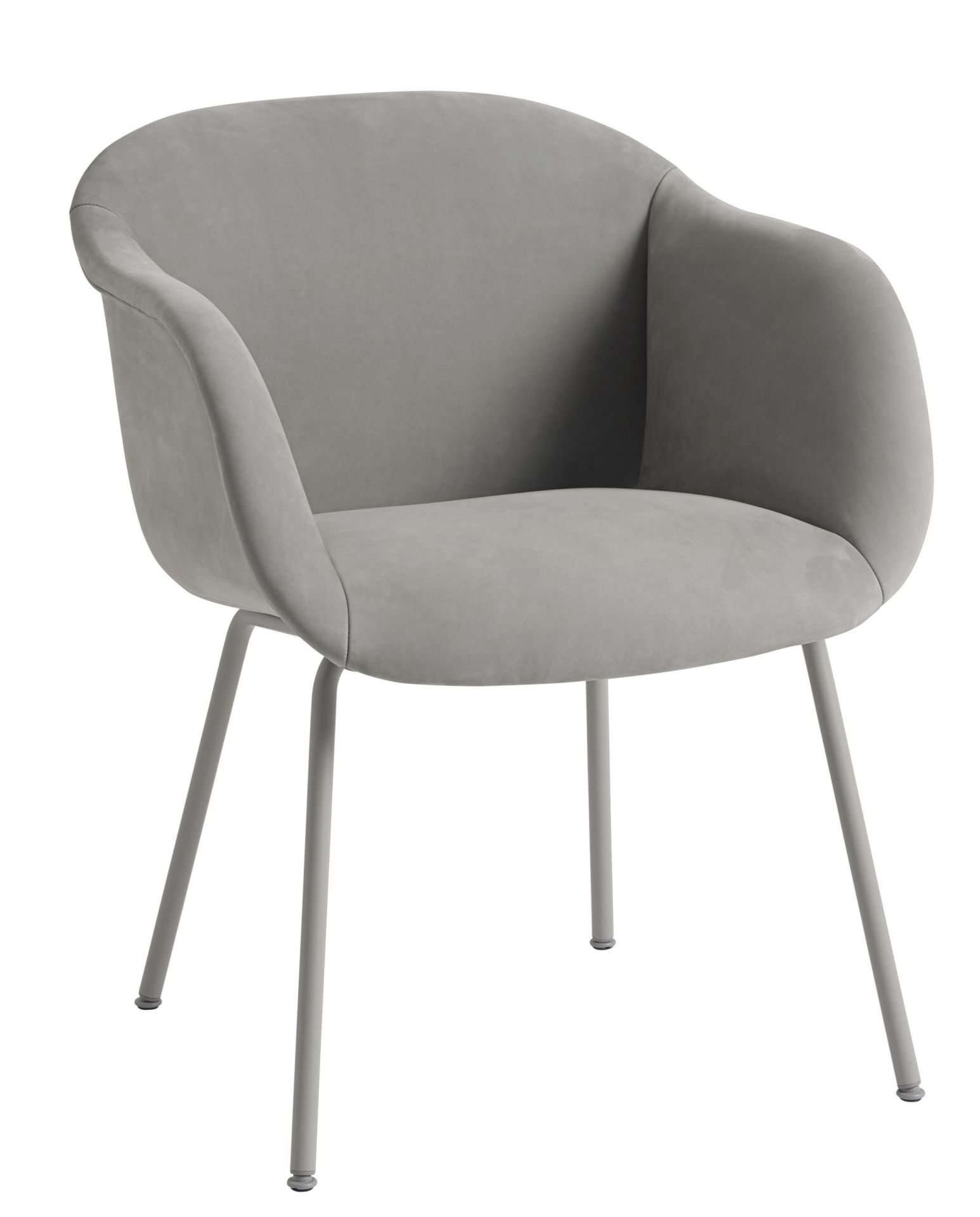 Grauer Fiber Soft Armchair von Muuto mit Armlehnen und vier filigranen Metallbeinen.