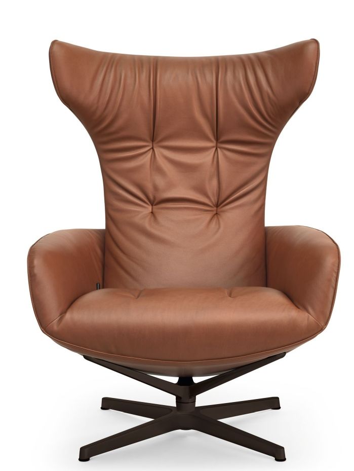 Onsa Chair Sessel von Walter Knoll, brauner Ledersessel mit hoher Rückenlehne und Drehfuß.