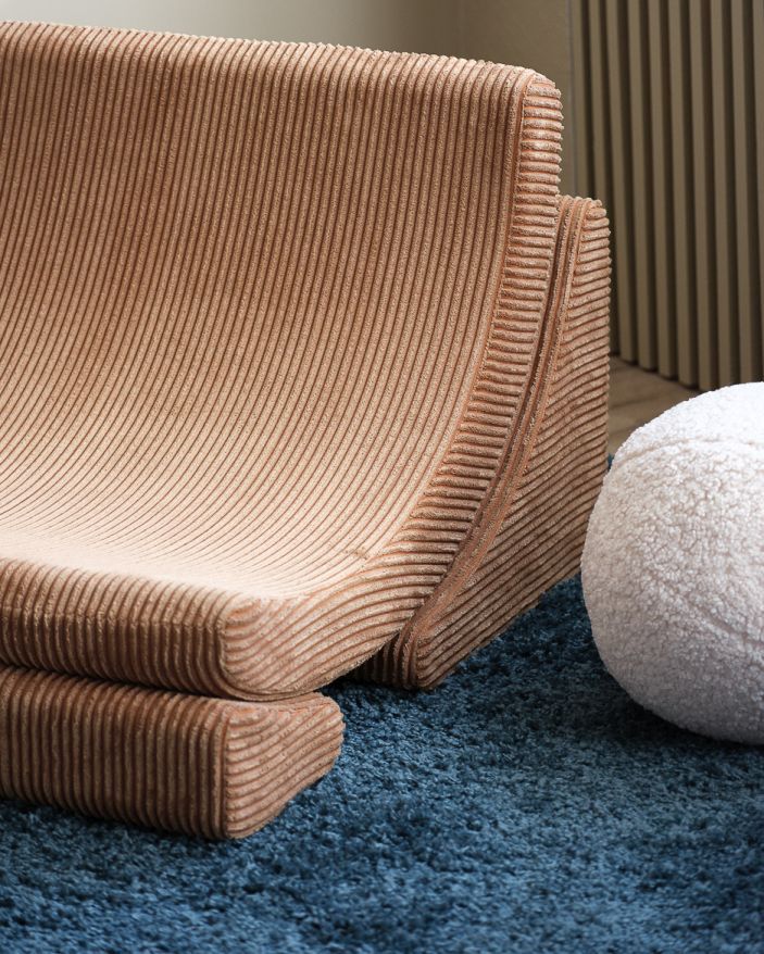 Mond kinderfauteuil van breedcorduroy van Wigiwama