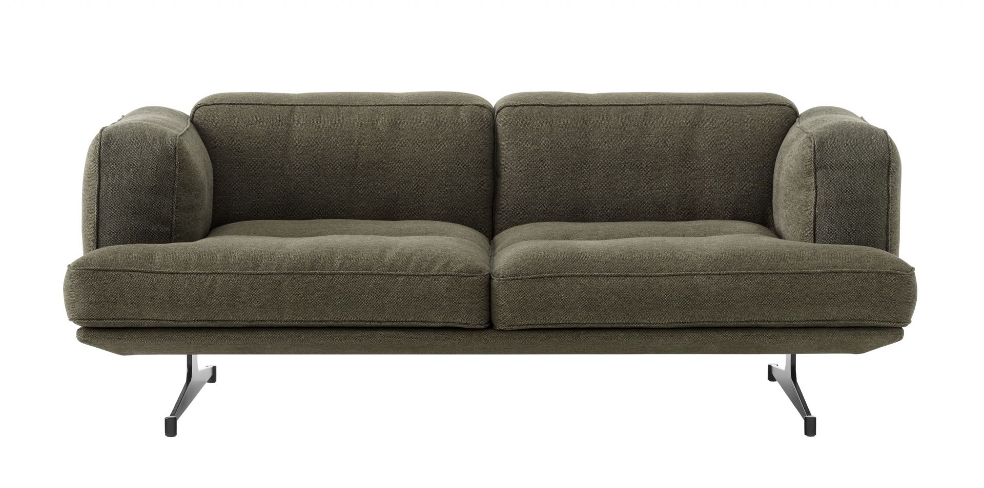 AndTradition Inland AV22 Sofa in Olivgrün mit minimalistischen, schwarzen Metallbeinen für modernes Wohnzimmerdesign.
