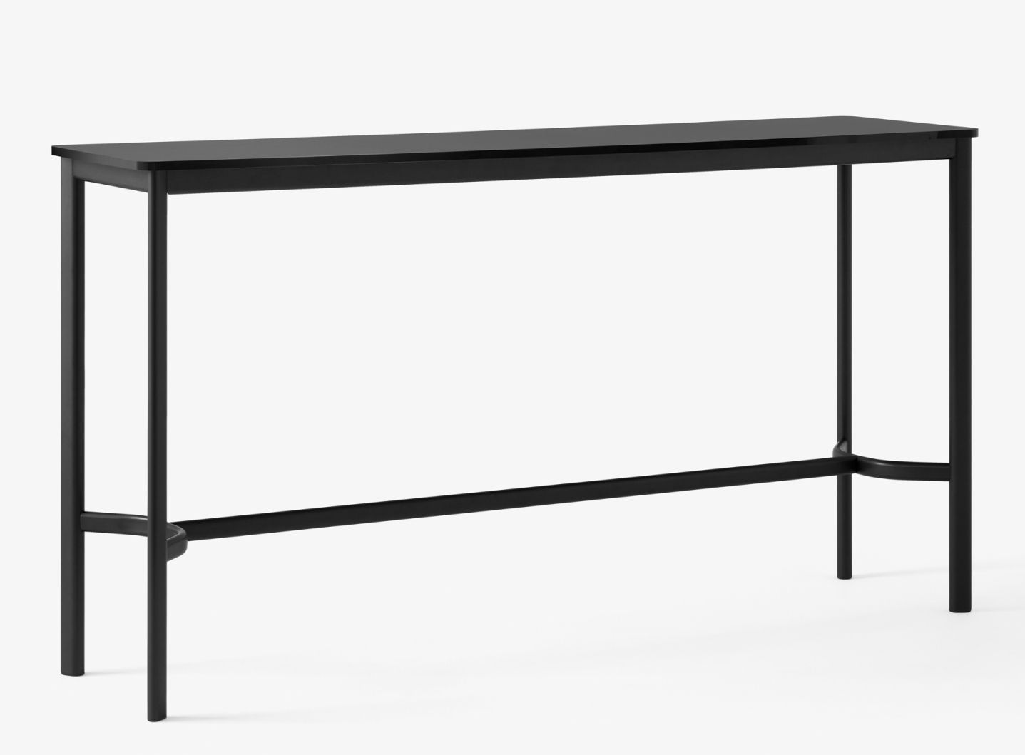 Schwarzer AndTradition Drip Stehtisch mit minimalistischem Design und filigranem Stahlgestell für moderne Büros und Wohnräume.