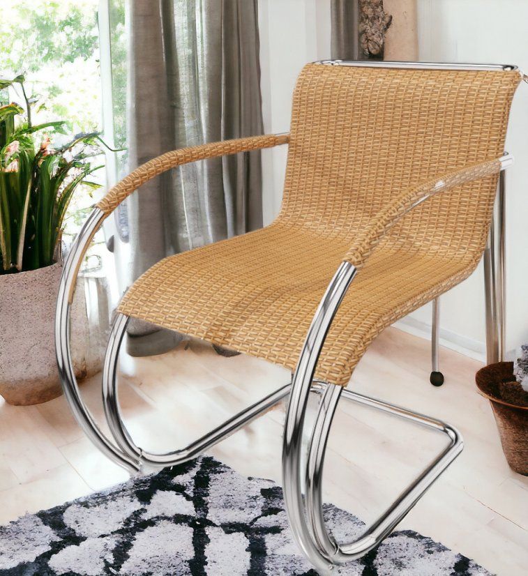 MR Stuhl mit Armlehnen aus Rattan von Knoll International, verchromtes Gestell, modernes Design.