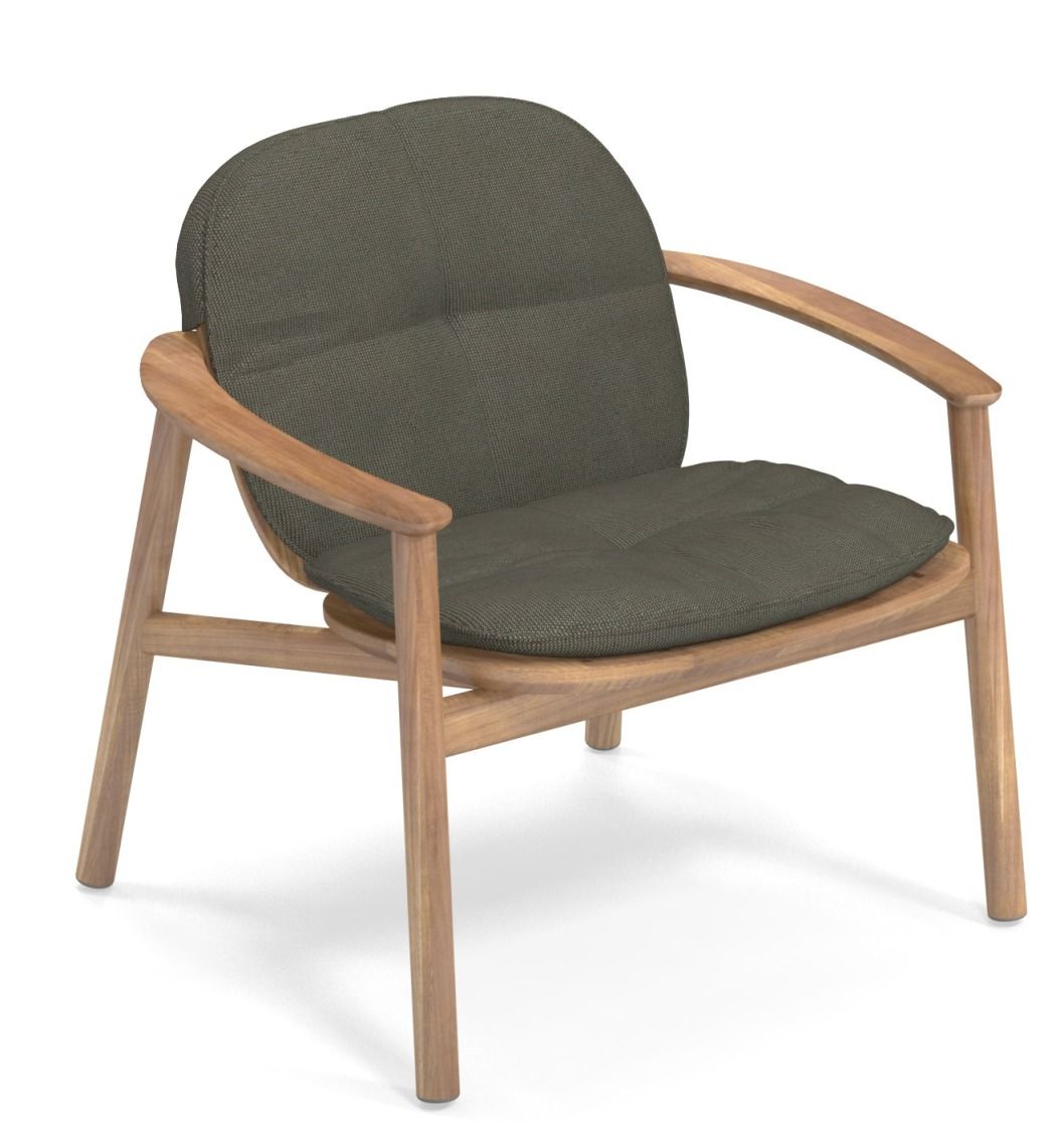 Twins Lounge Chair von Emu, Outdoor Armlehnstuhl mit Holzrahmen und olivgrüner Polsterung.
