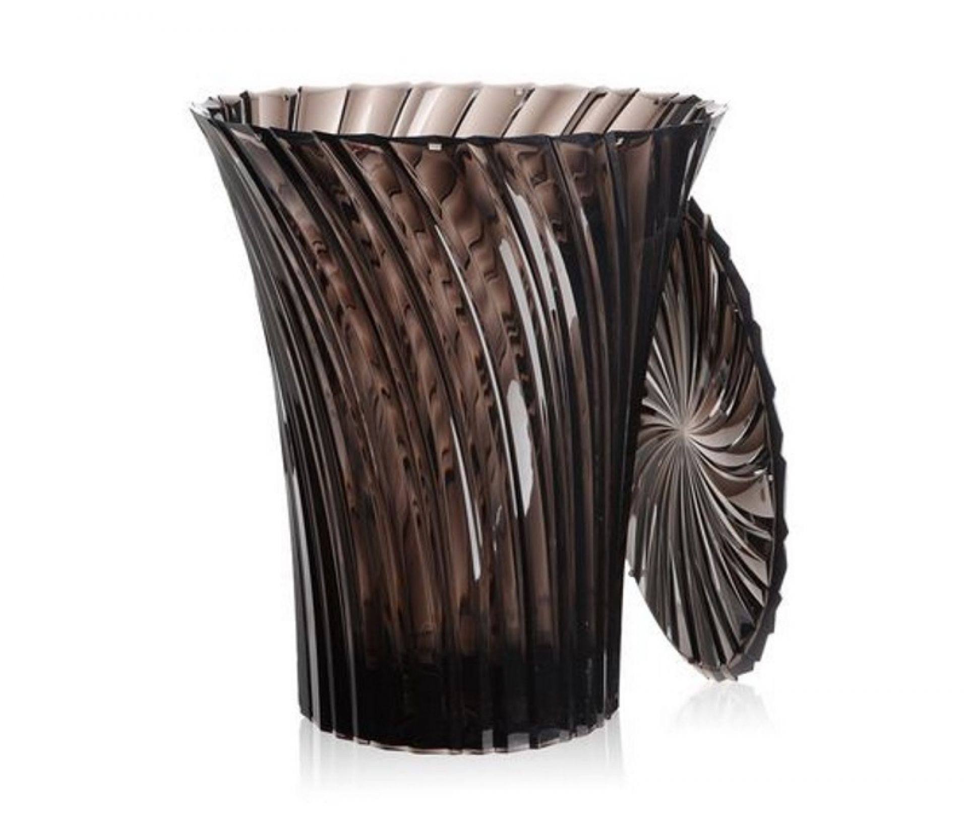 Sparkle Hocker von Kartell, rauchfarbener Kunststoff Beistelltisch mit spiralförmiger Struktur und abnehmbarem Deckel.
