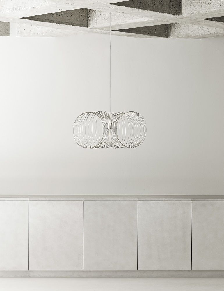 Normann Copenhagen Coil Pendelleuchte aus Metall, moderne Hängelampe für Wohnzimmer und Essbereich.