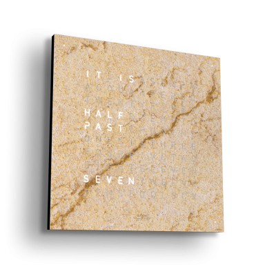 Earth 45 Creator's Edition wandklok / Tijdsobject Engels QLOCKTWO