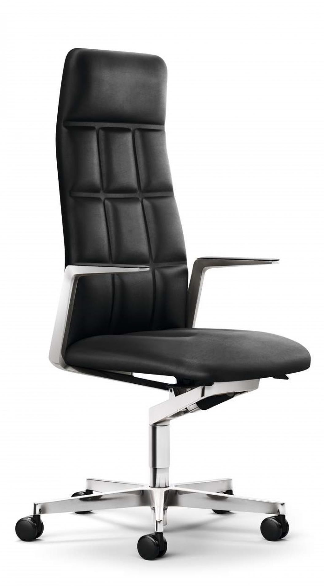 Leadchair Management Bürostuhl von Walter Knoll mit schwarzem Lederbezug und silbernem Fußkreuz.