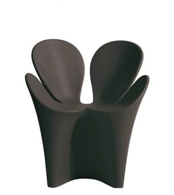 Brauner Clover Chair Armlehnstuhl von Driade, moderner Design Stuhl für Wohnzimmer und Garten.