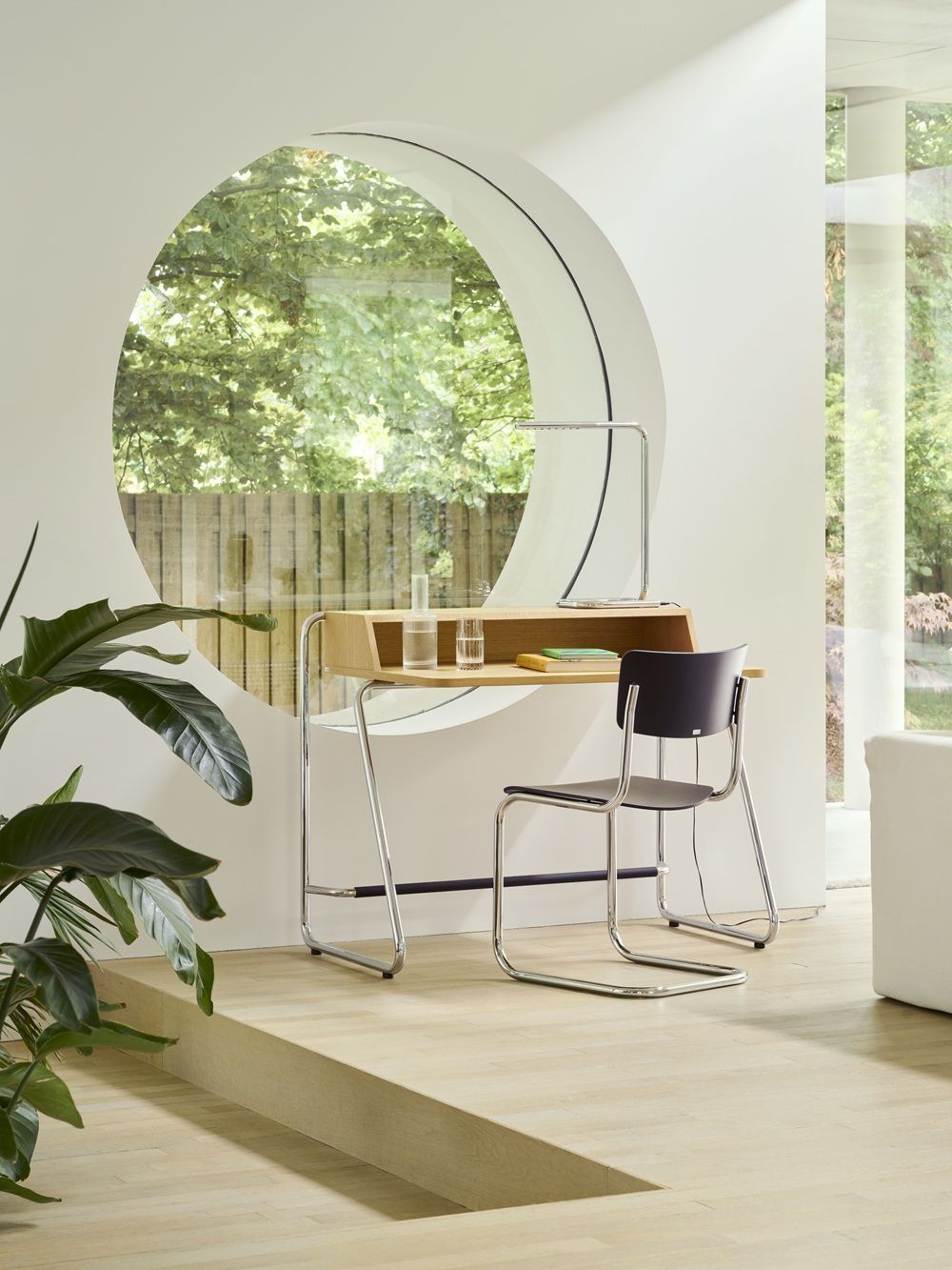 S 43 Klassieke stalen buisstoel met vrijdragende poten CHROOM/ZWART Thonet VOORKEURSCOMBINATIE