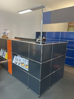 USM Haller-bar TENTOONSTELLINGSSTUK / TWEEDEHANDSMEUBEL