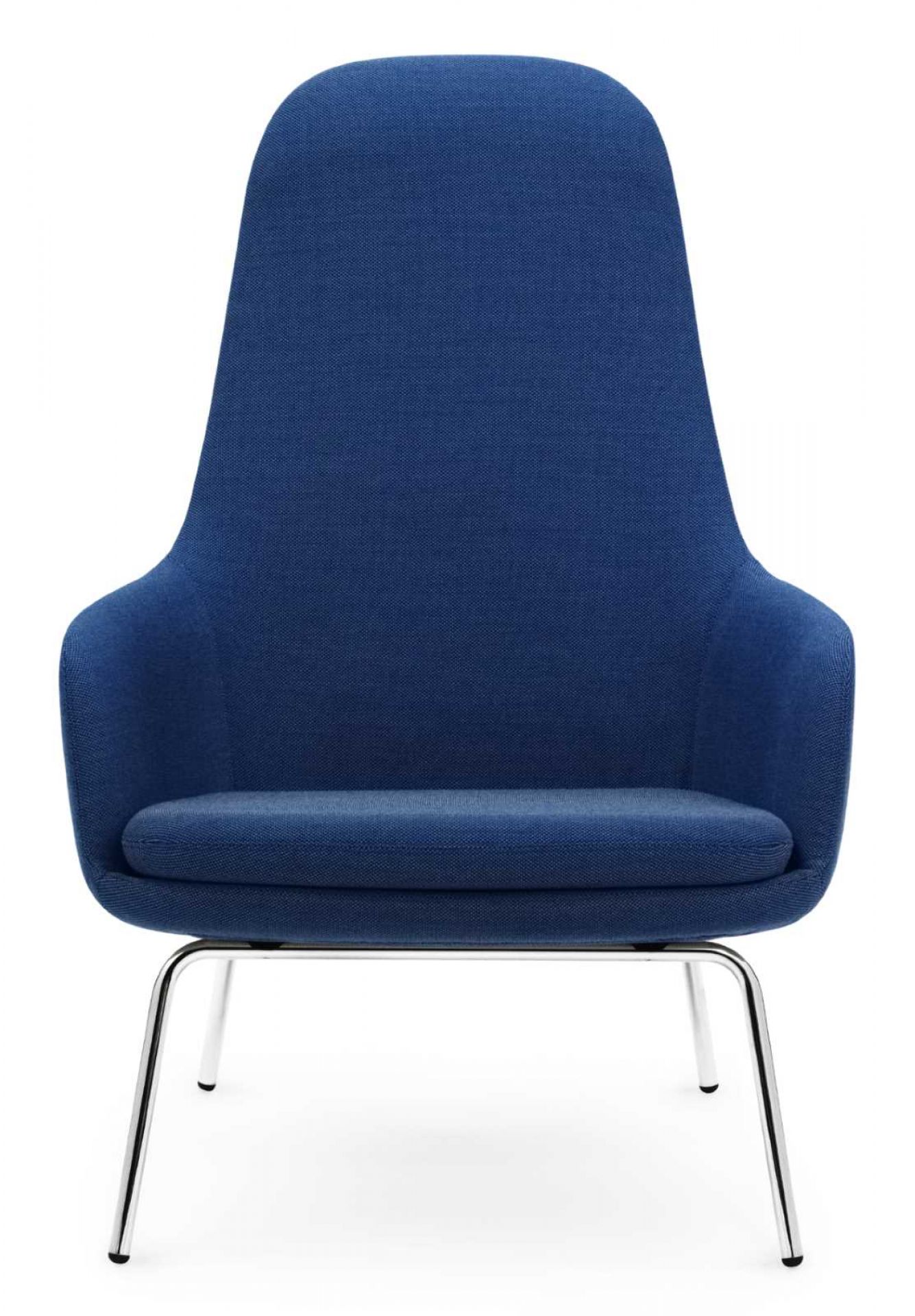 Blauer Era Lounge Chair Sessel hoch von Normann Copenhagen mit Chromgestell.