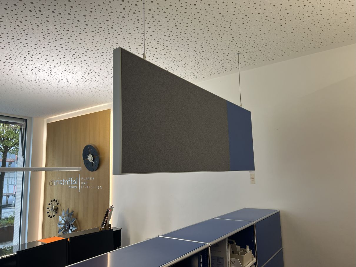 AOS Akustik hangende wand 180x60 cm TENTOONSTELLINGSSTUK / TWEEDEHANDSMEUBEL