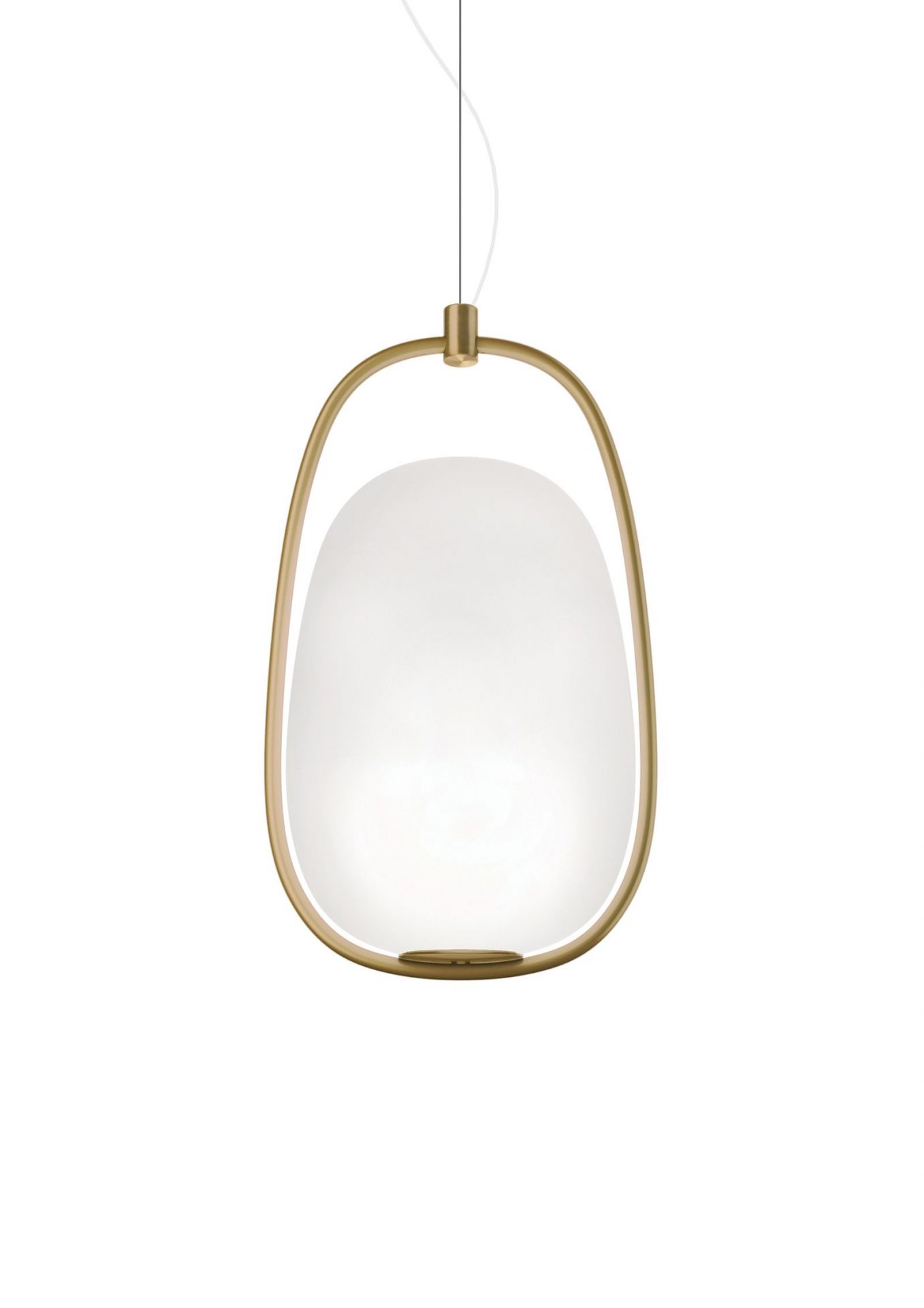 Lannà Pendelleuchte Messing Kdln: Moderne Hängelampe mit mattiertem Glas und Messingrahmen.