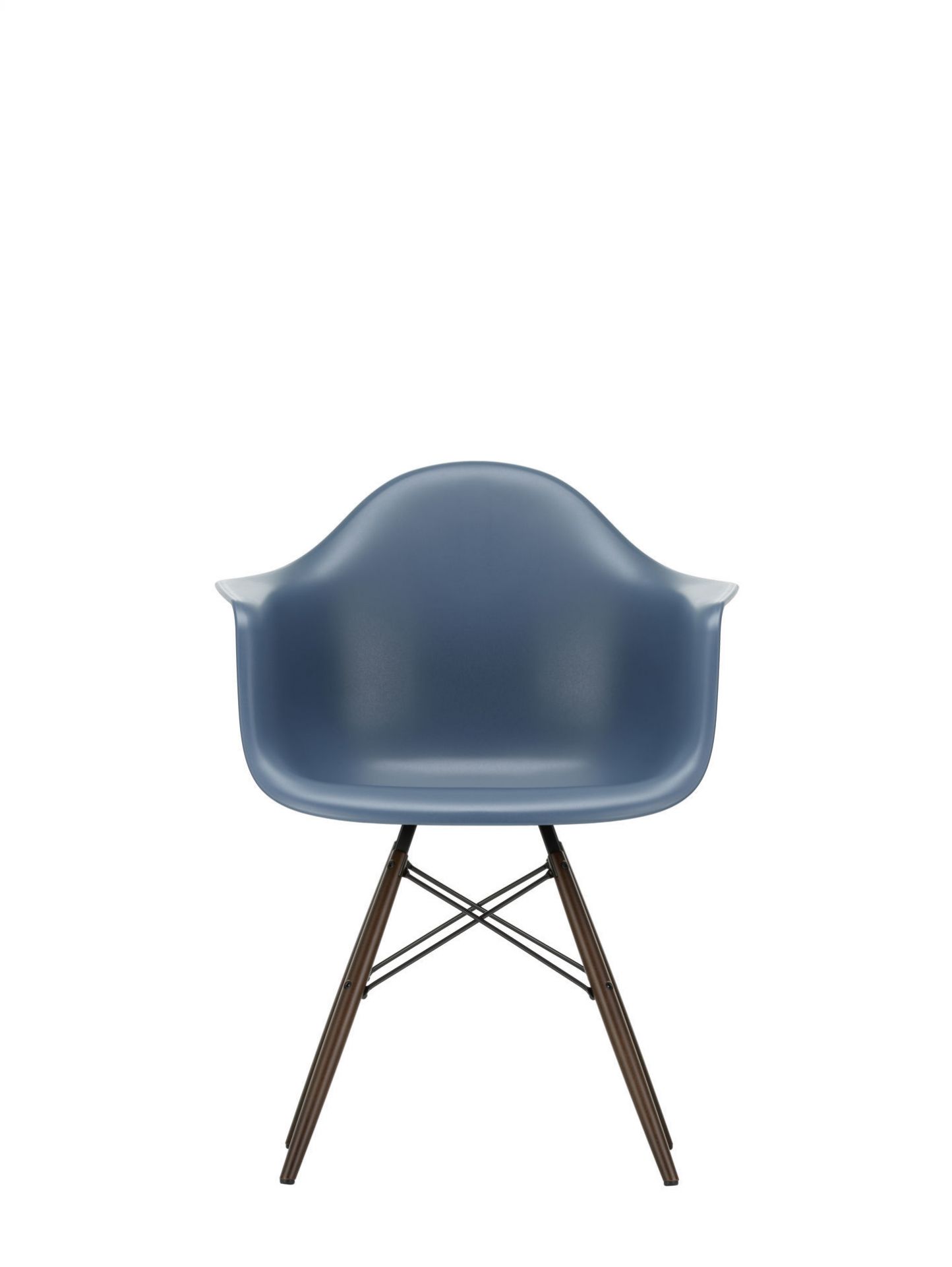 Eames Plastic Arm Chair DAW Stuhl in Blau mit Ahorn Gestell von Vitra.