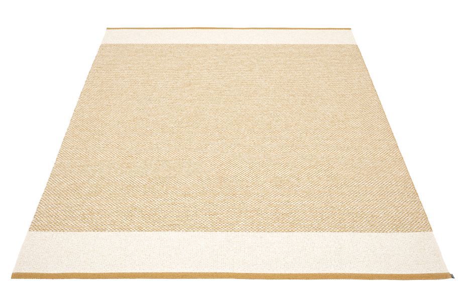 Beiger Pappelina Teppich "Edit" 230x320 cm mit hellem Rand, gewebter Bodenbelag für Wohnräume.