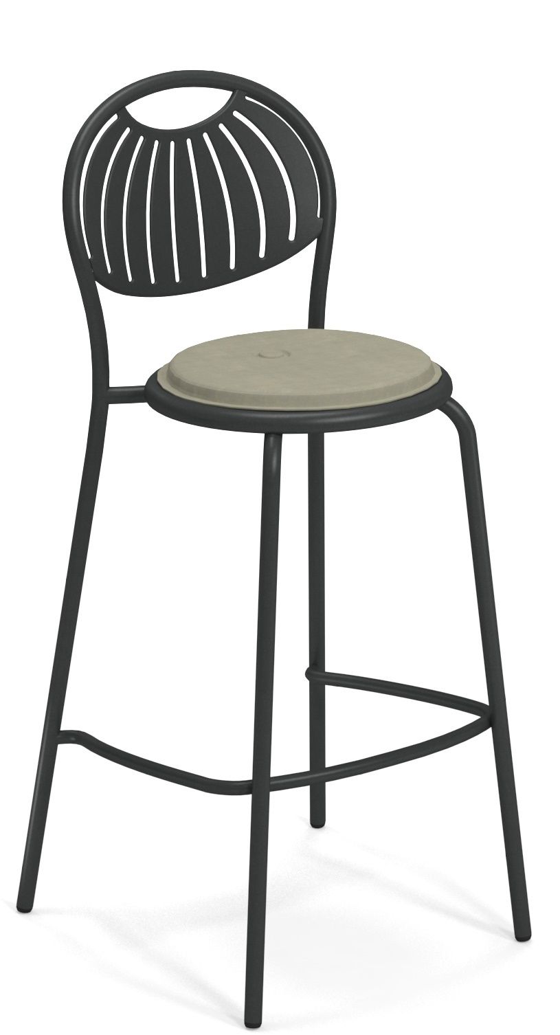 Coupole Barstool von Emu für den Außenbereich: Schwarzer Metallrahmen mit beiger Sitzfläche und Rückenlehne.