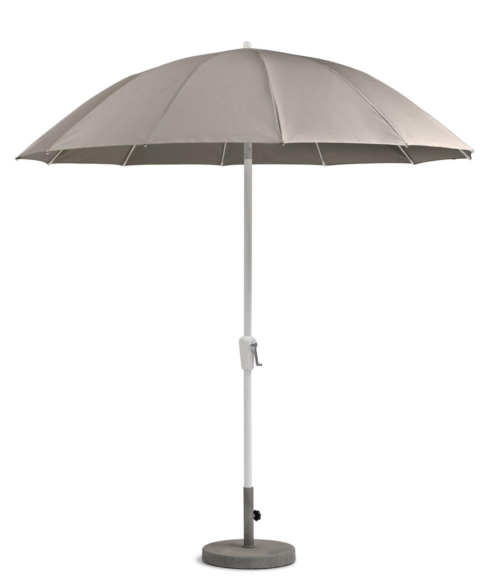 Weishäupl Sonnenschirm in Taupe mit weißem Gestell und grauem Betonsockel für den Garten.
