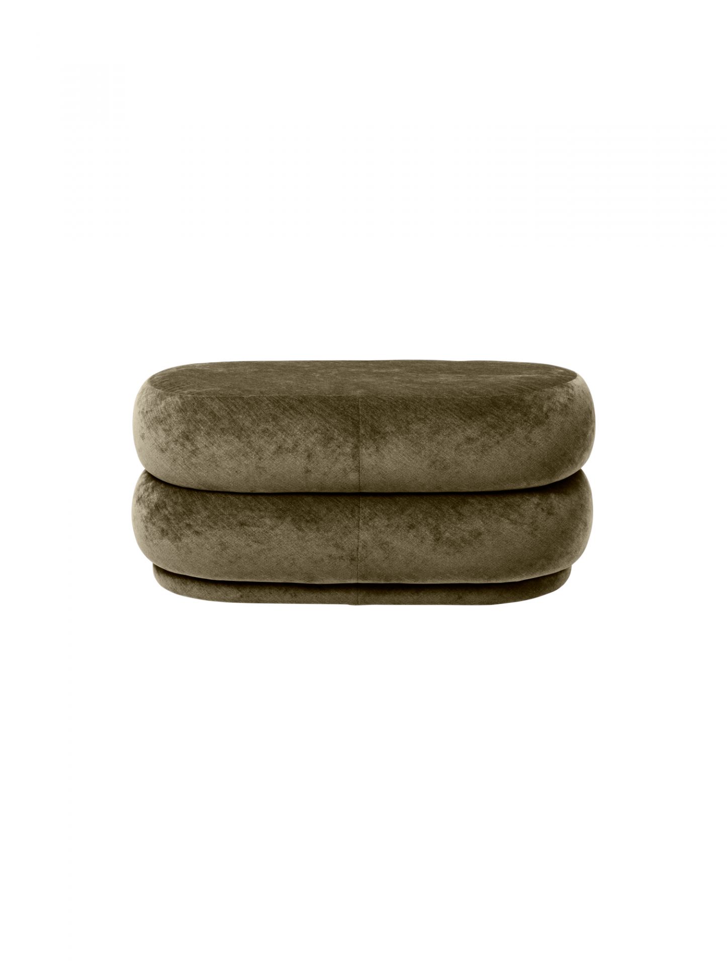 Ovaler, olivgrüner Samt Pouf Hocker von Ferm Living, ideal als Sitzgelegenheit oder Fußhocker.
