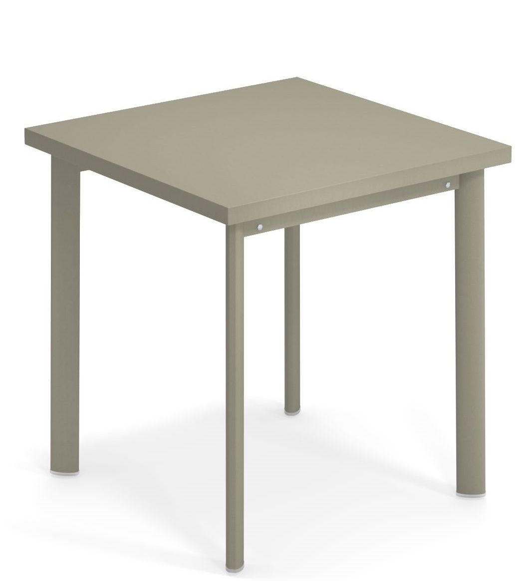 Quadratischer, beiger Star Tisch von Emu für den Außenbereich, ideal für Garten, Terrasse und Balkon.
