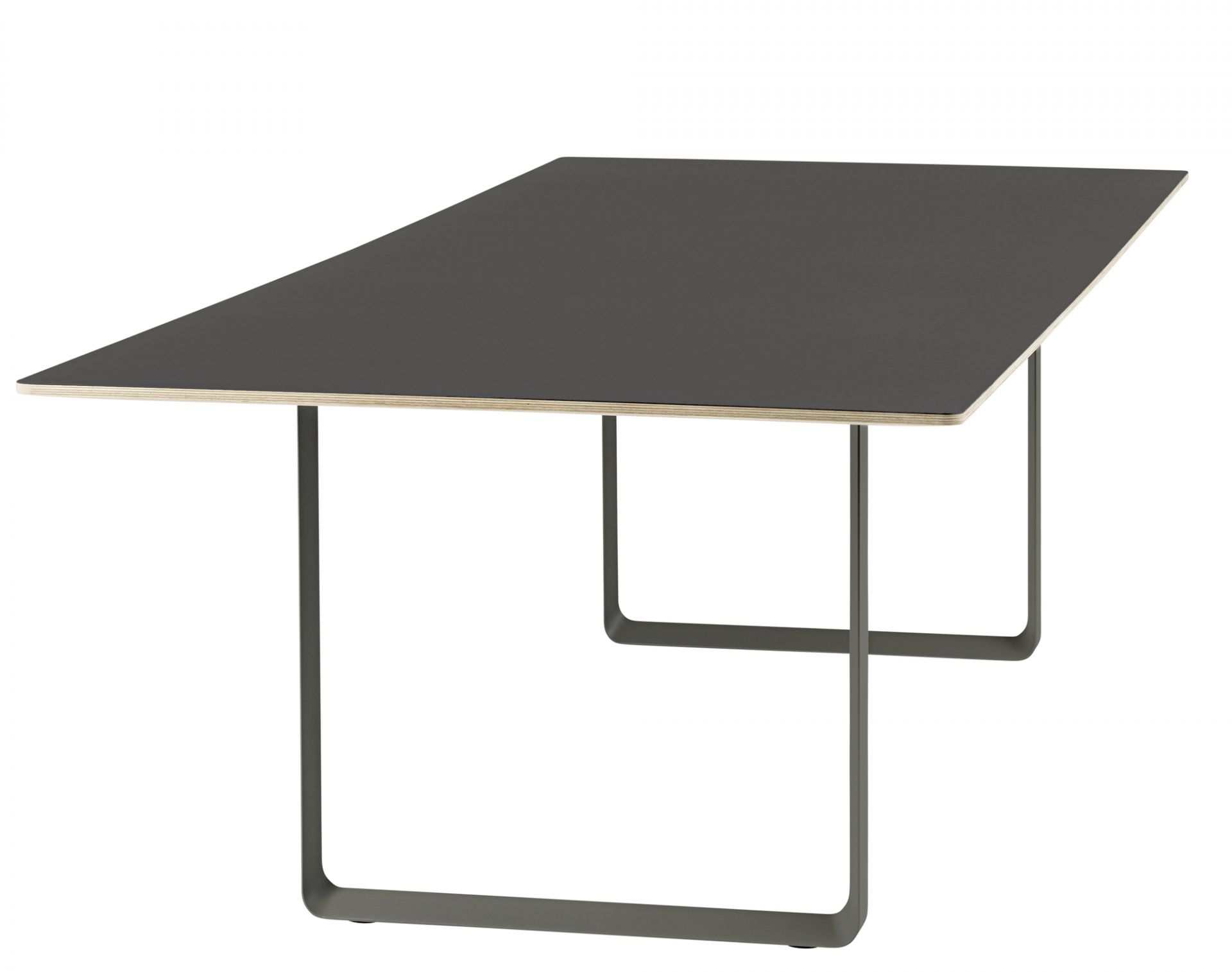 Muuto 70/70 Table, großer Esstisch mit grauer Tischplatte und modernem, minimalistischem Design.
