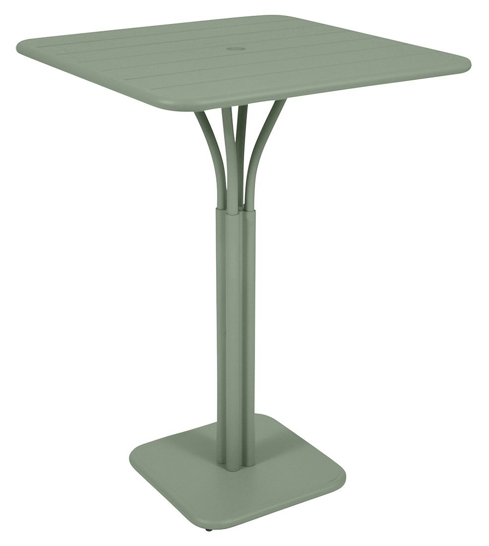 Grüner Luxembourg Stehtisch von Fermob, quadratisch, 80x80 cm, ideal für den Outdoor-Bereich.