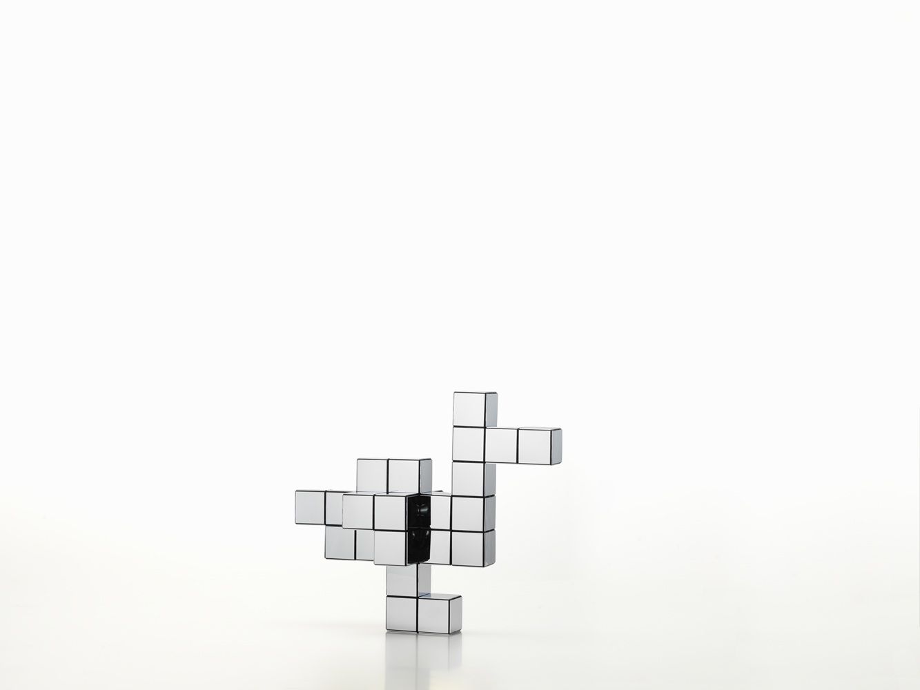 Panton Cubes Duck Chrome Sculptuur Vitra